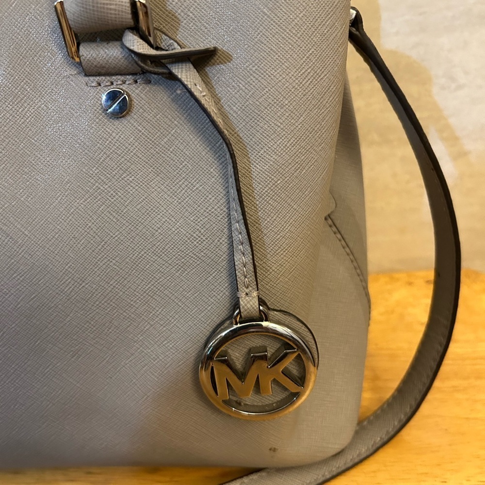 Michael Kors Gray Satchel with Sleek Design and Metallic Accents - Picture 8 of 16